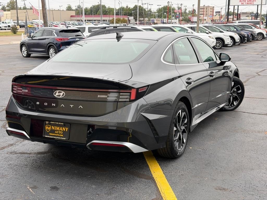 Hyundai Sonata SEL 2025