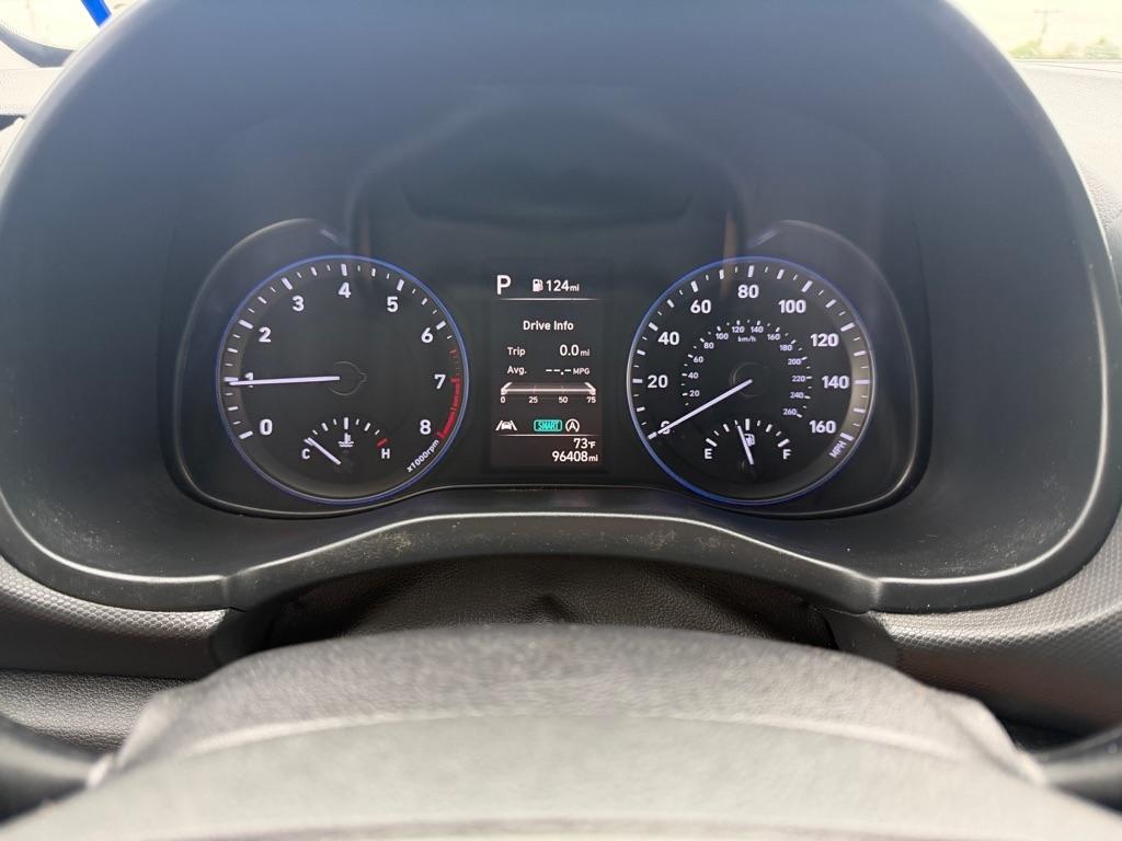 Hyundai Kona SEL 2023