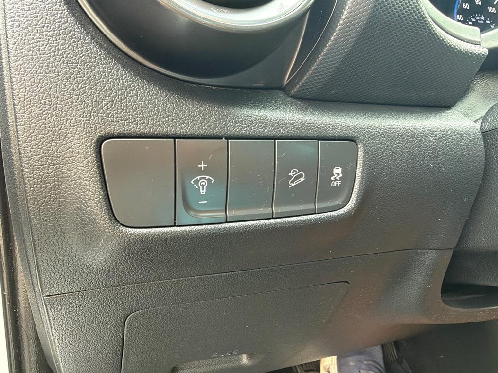 Hyundai Kona SEL 2023