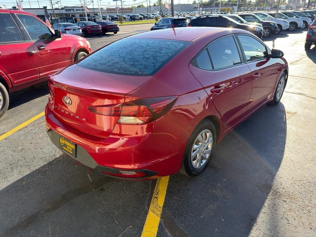 Hyundai Elantra SE 6M 2019