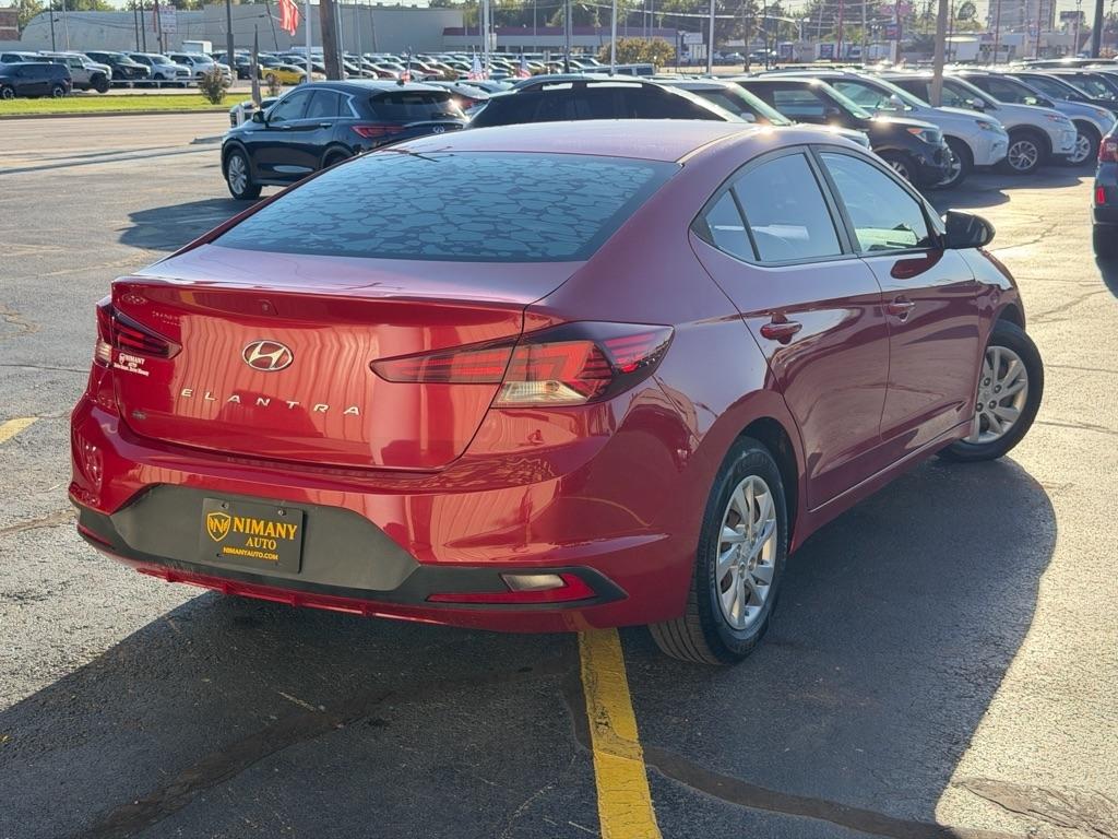 Hyundai Elantra SE 6M 2019