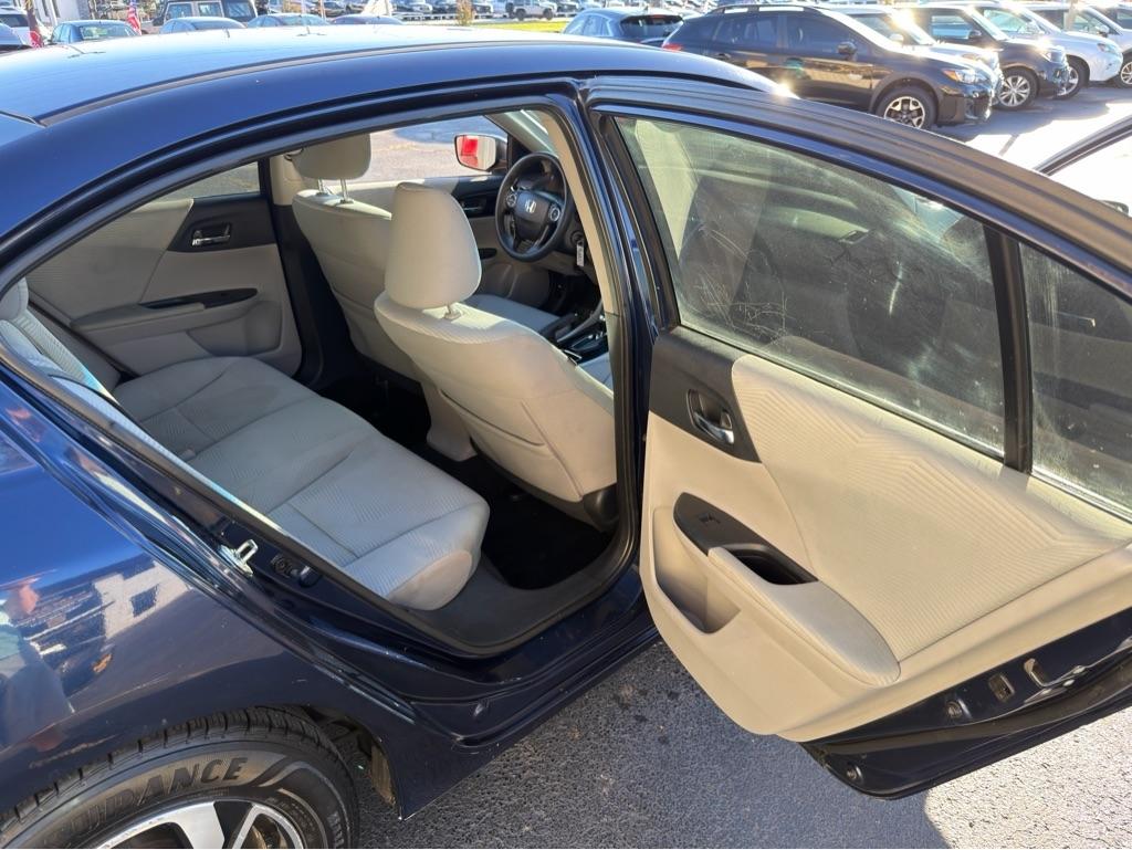 Honda Accord LX Sedan CVT 2017