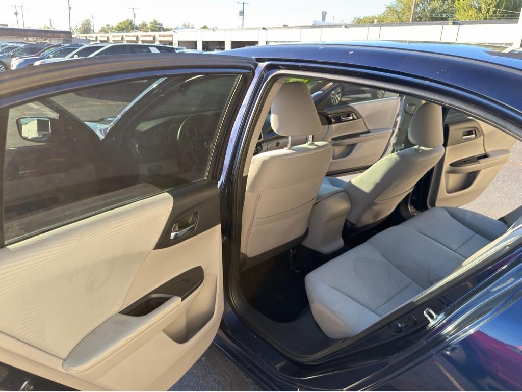 Honda Accord LX Sedan CVT 2017