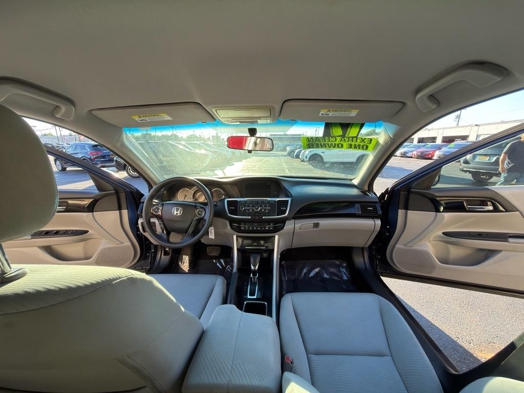 Honda Accord LX Sedan CVT 2017