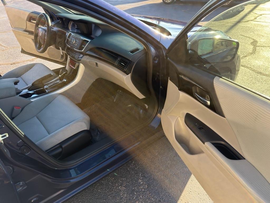Honda Accord LX Sedan CVT 2017