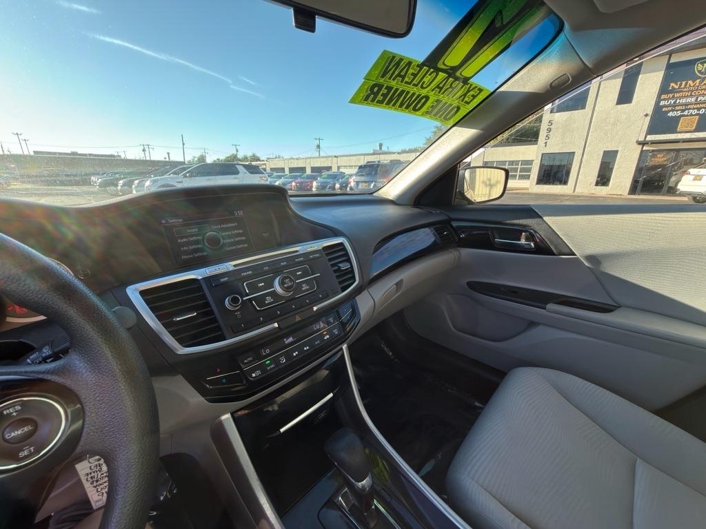 Honda Accord LX Sedan CVT 2017