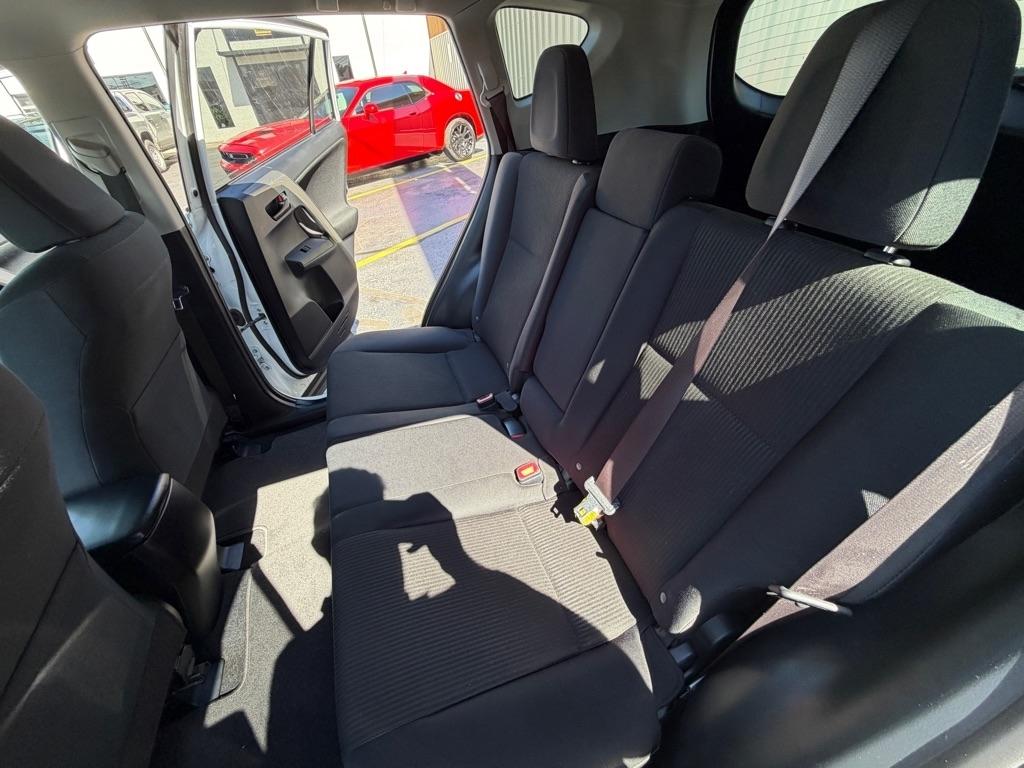 Toyota RAV4 LE FWD 2015
