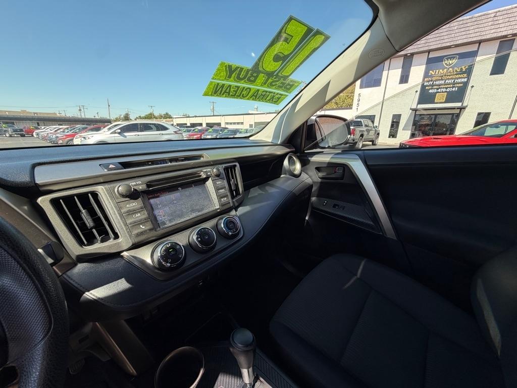 Toyota RAV4 LE FWD 2015
