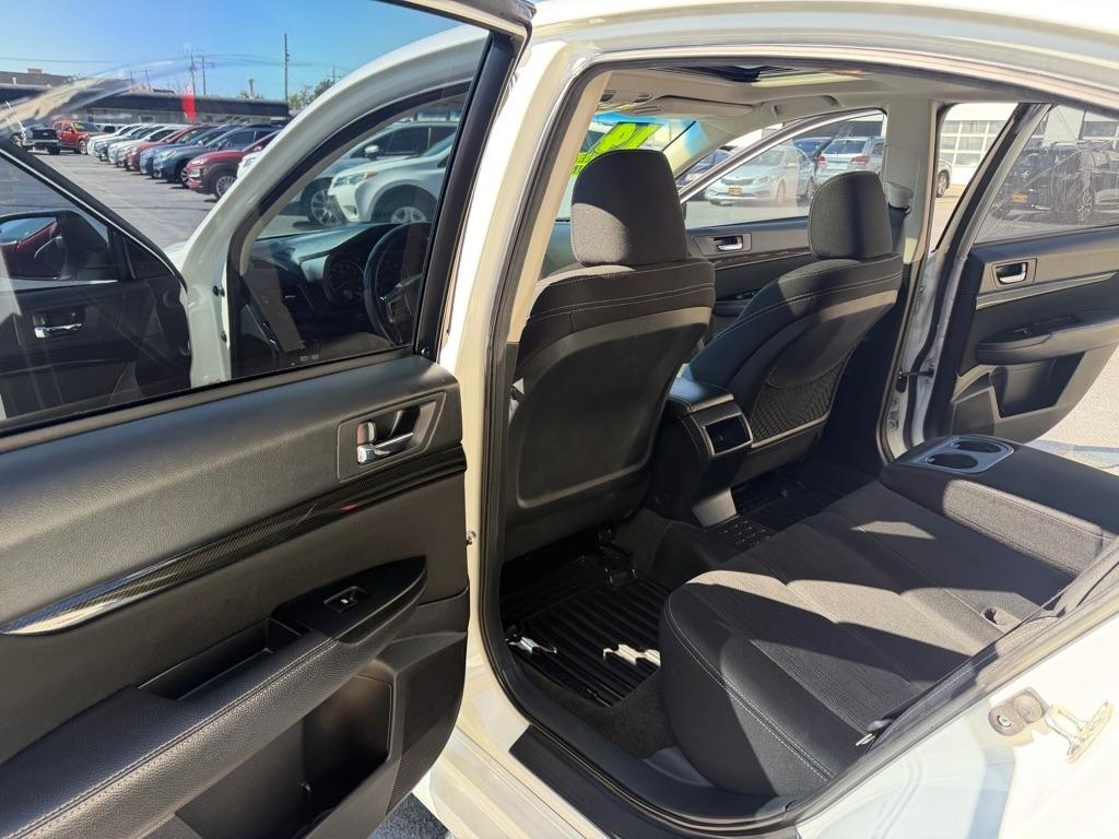 Subaru Legacy 2.5i Premium 2014