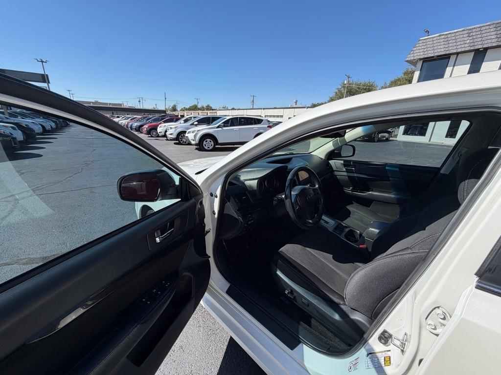 Subaru Legacy 2.5i Premium 2014