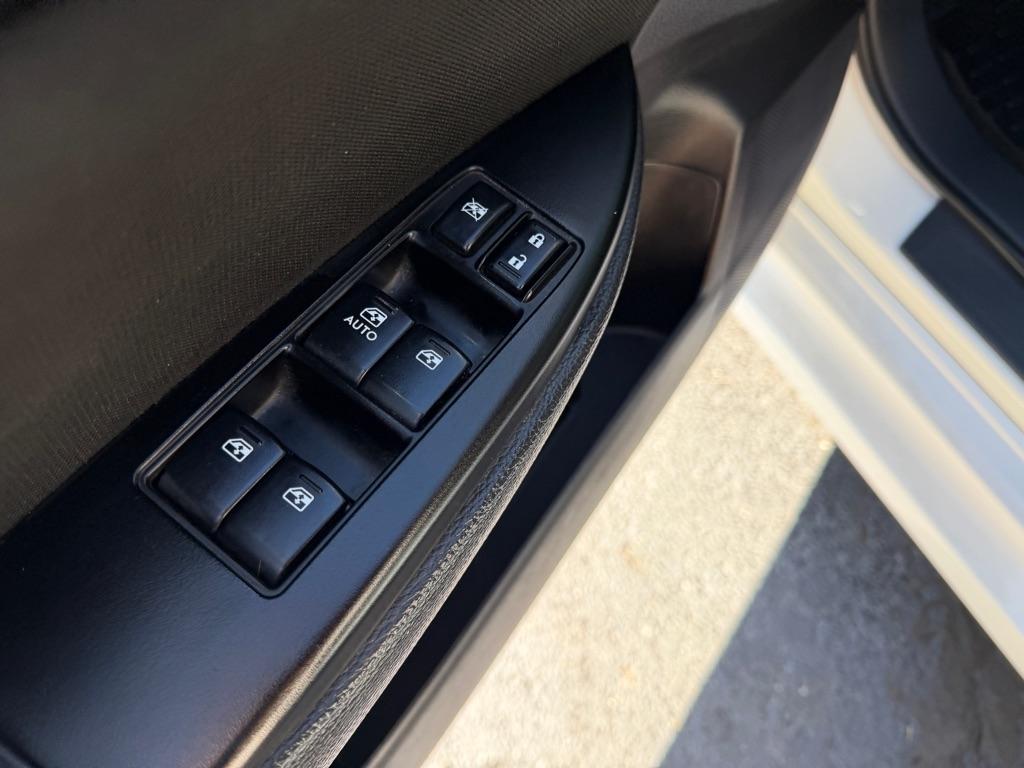 Subaru Legacy 2.5i Premium 2014