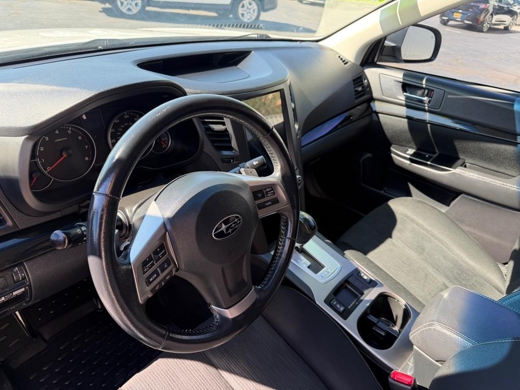 Subaru Legacy 2.5i Premium 2014