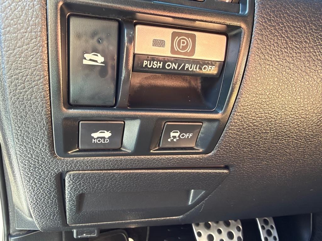 Subaru Legacy 2.5i Premium 2014