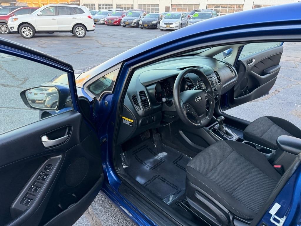 Kia Forte LX 6A 2017
