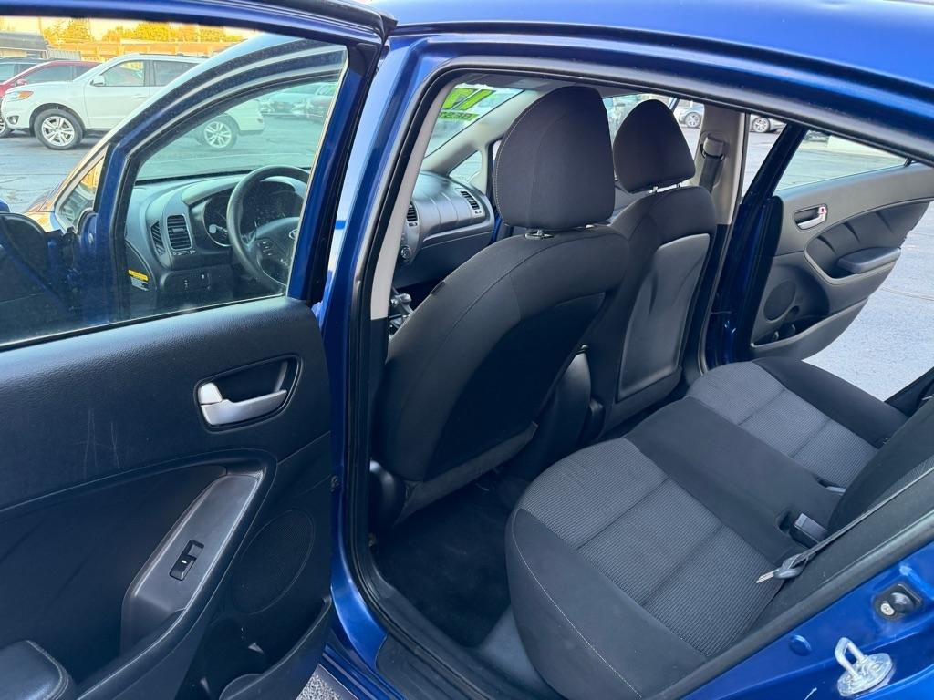 Kia Forte LX 6A 2017