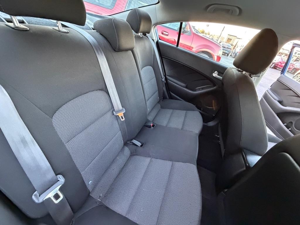 Kia Forte LX 6A 2017