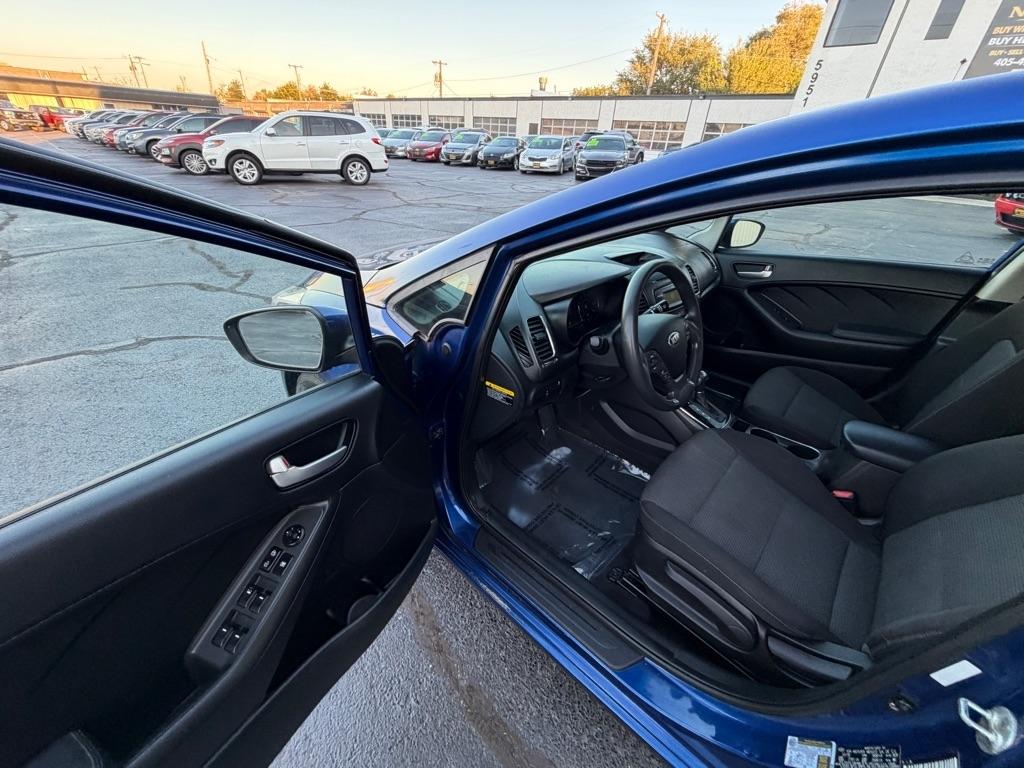 Kia Forte LX 6A 2017