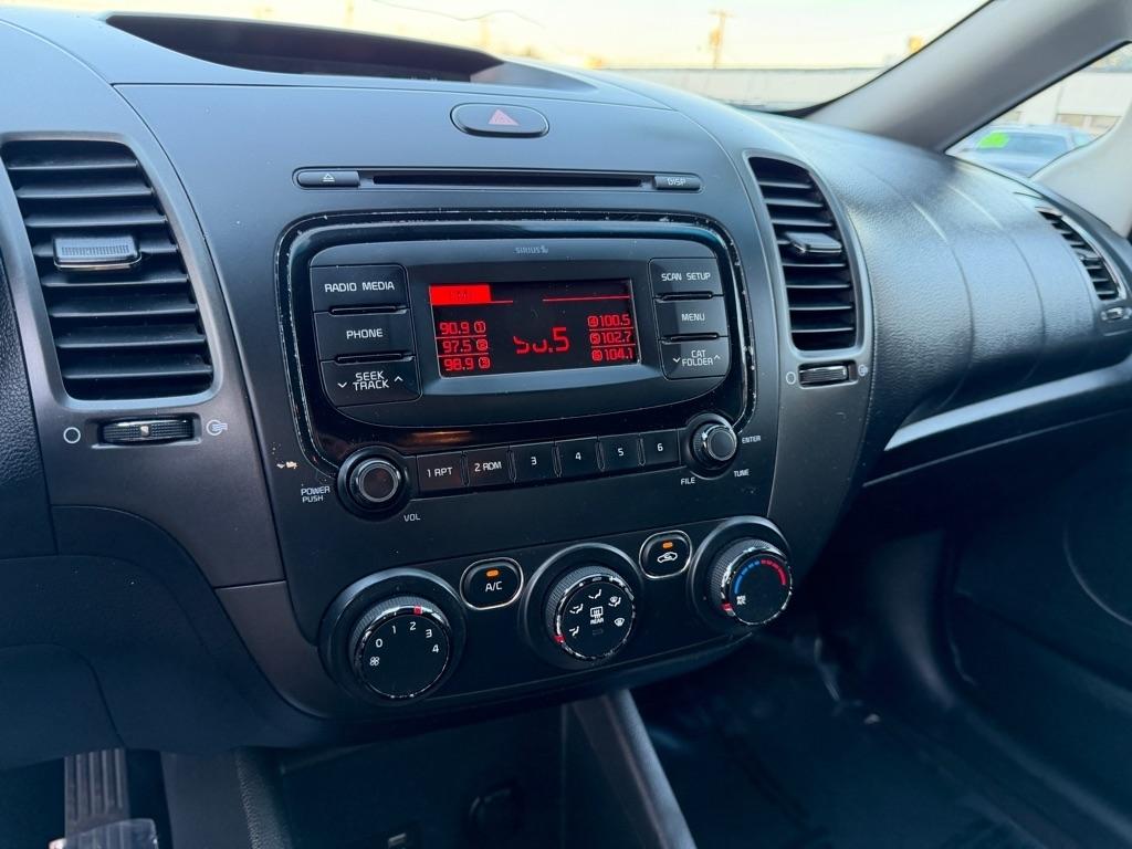 Kia Forte LX 6A 2017