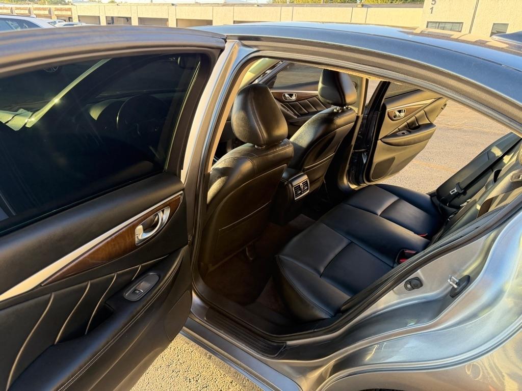 Infiniti Q50 3.0t LUXE 2019