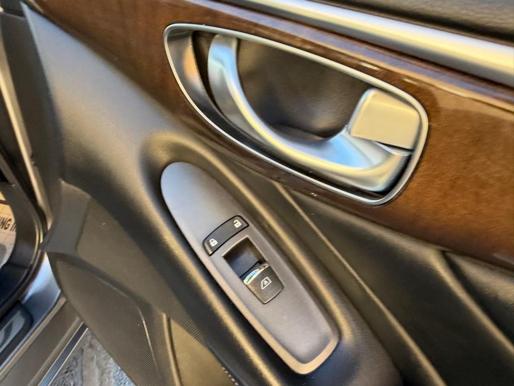 Infiniti Q50 3.0t LUXE 2019
