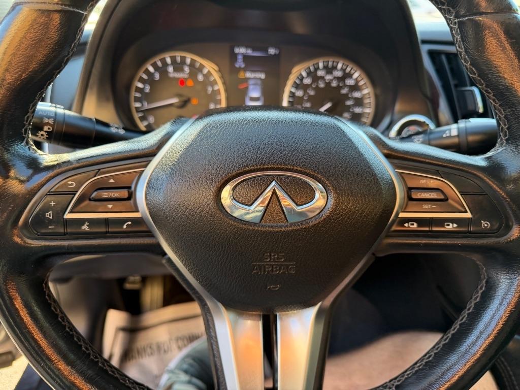 Infiniti Q50 3.0t LUXE 2019
