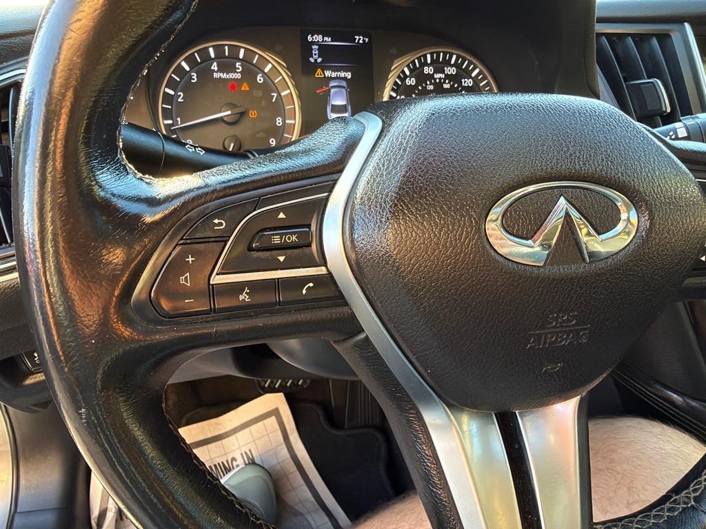Infiniti Q50 3.0t LUXE 2019