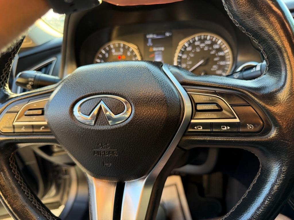 Infiniti Q50 3.0t LUXE 2019