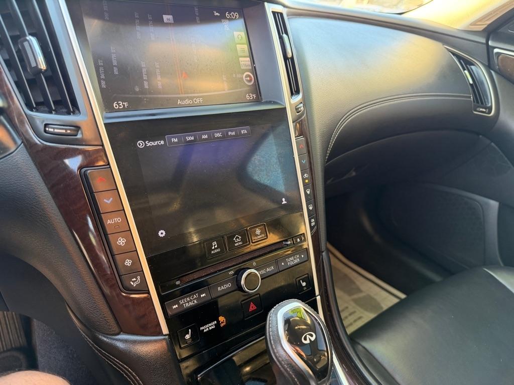 Infiniti Q50 3.0t LUXE 2019
