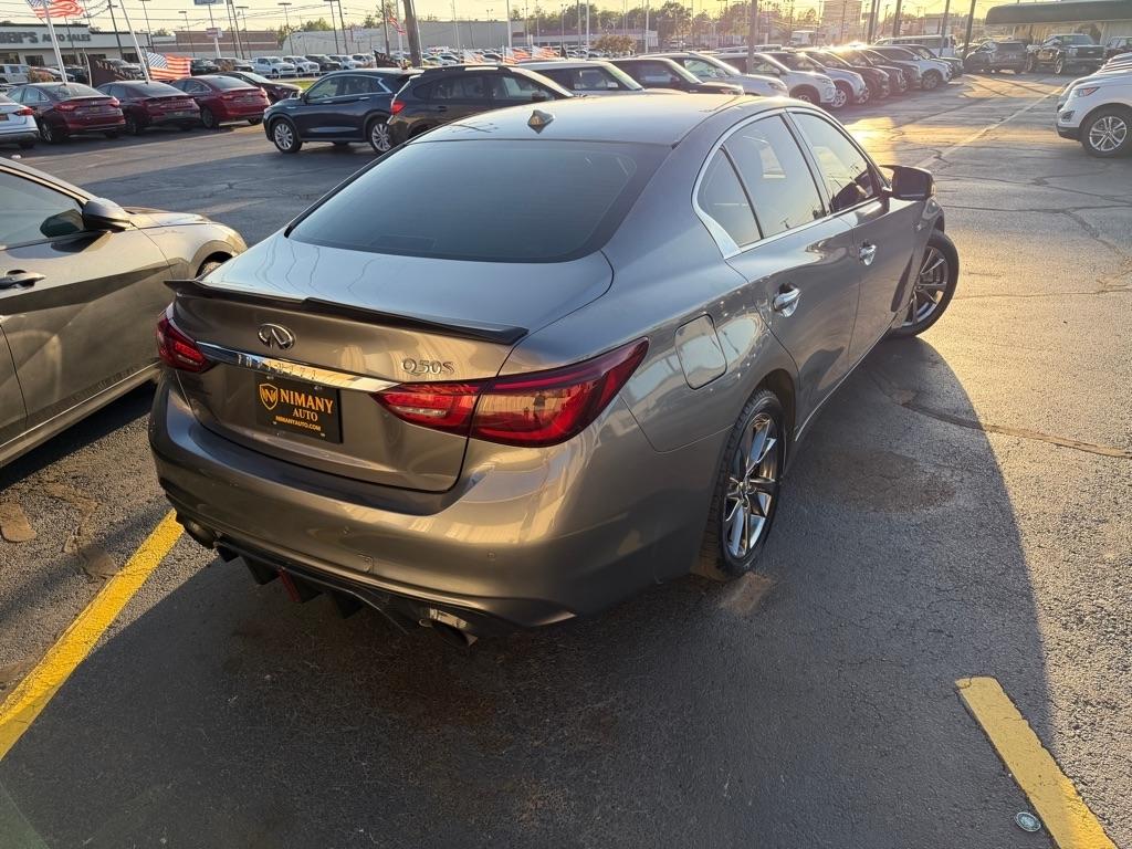 Infiniti Q50 3.0t LUXE 2019