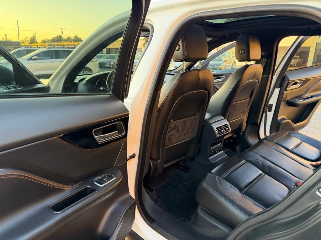 Jaguar F-Pace 25t Prestige 2018