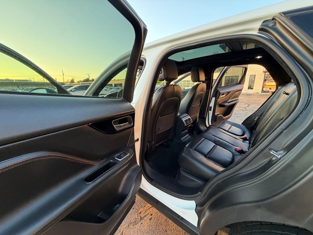 Jaguar F-Pace 25t Prestige 2018