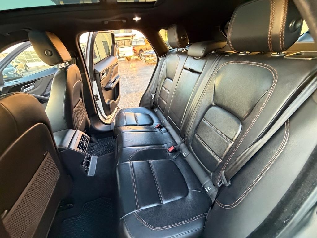 Jaguar F-Pace 25t Prestige 2018