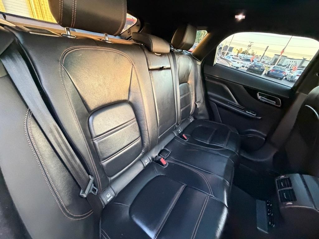 Jaguar F-Pace 25t Prestige 2018
