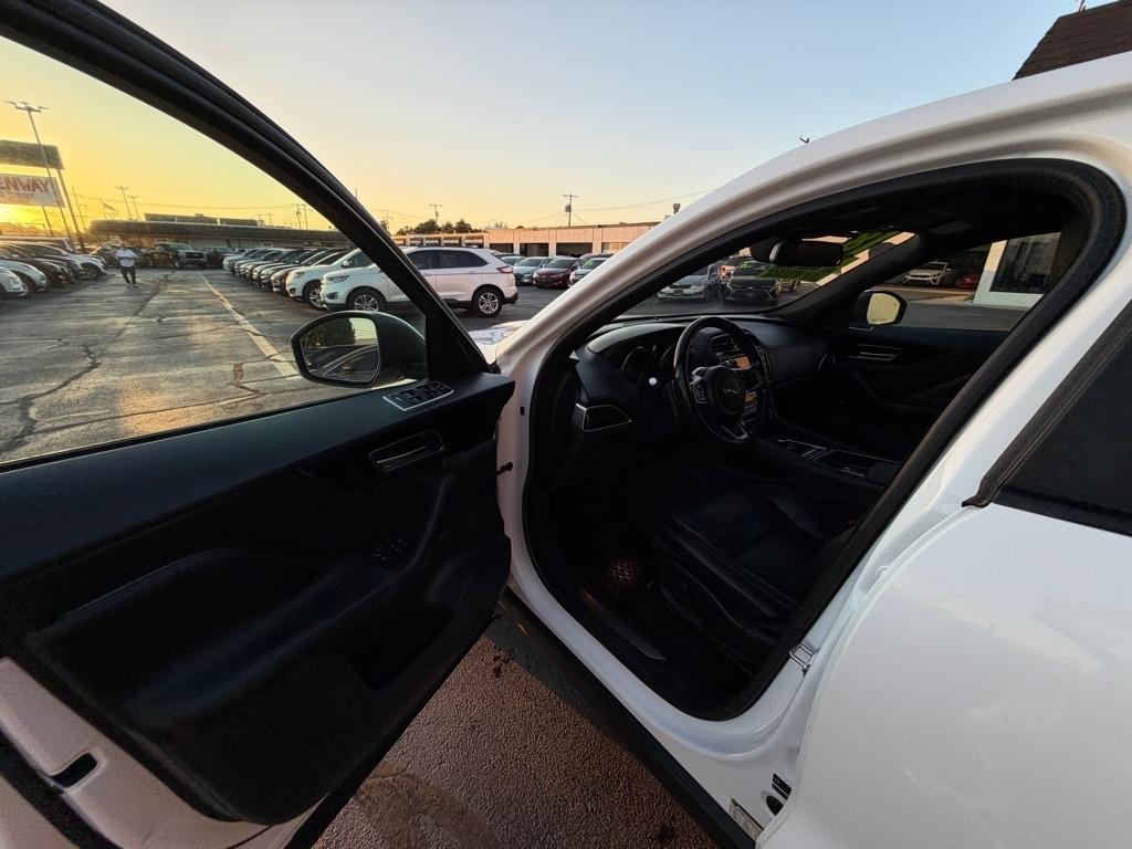 Jaguar F-Pace 25t Prestige 2018