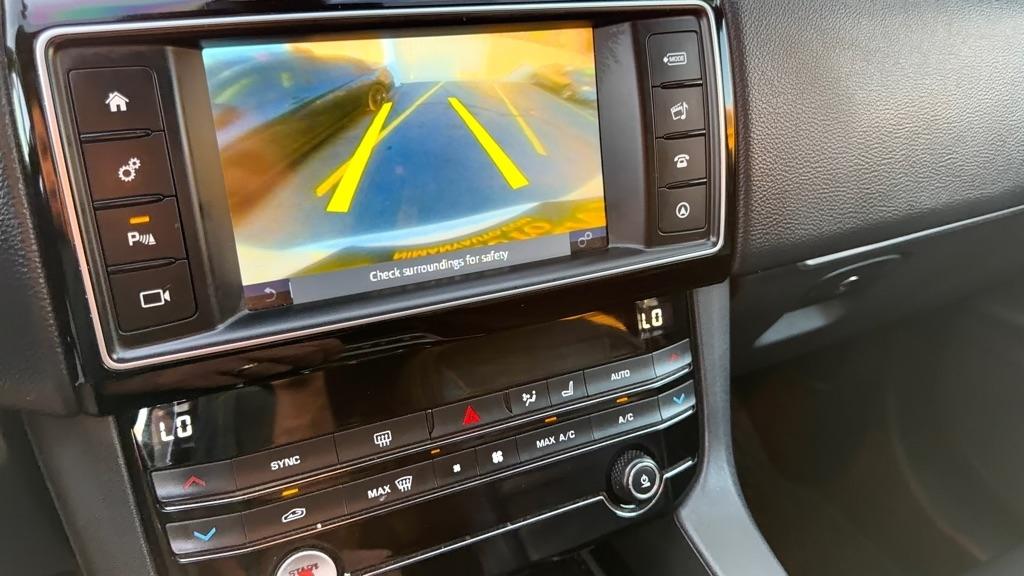 Jaguar F-Pace 25t Prestige 2018