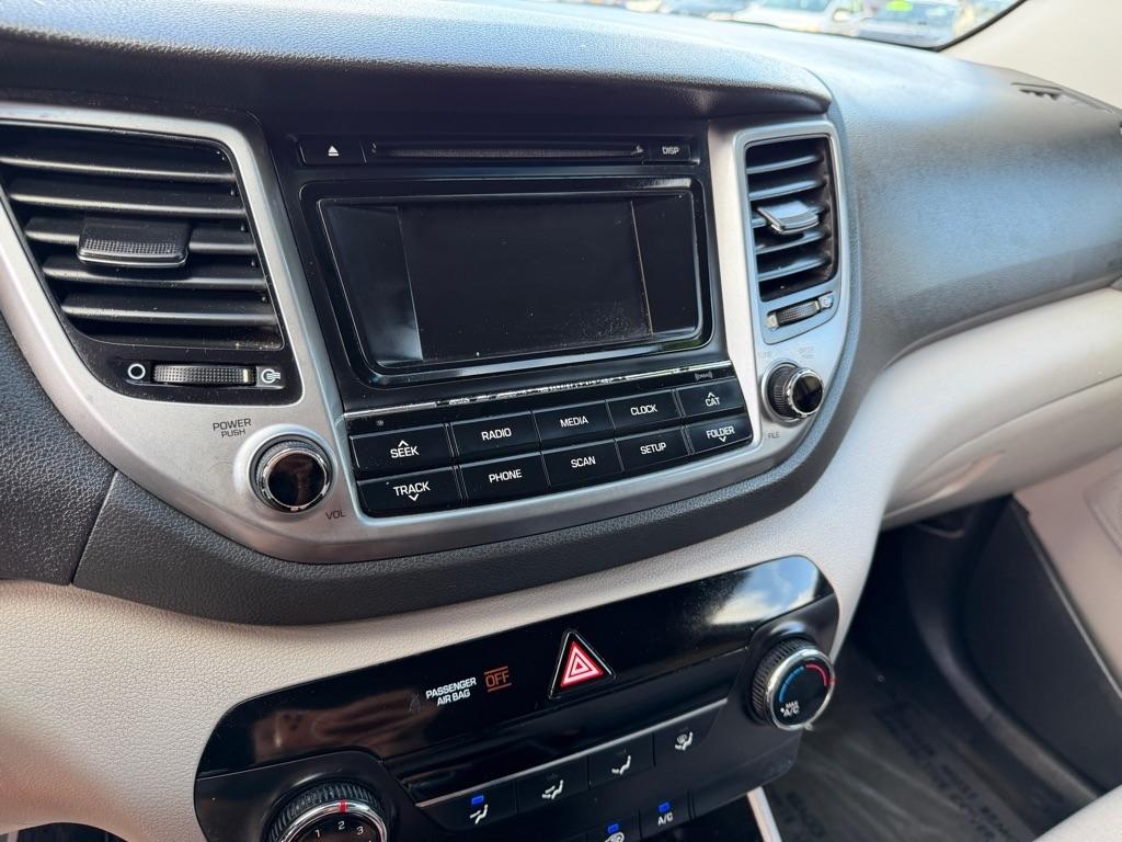 Hyundai Tucson SE 2017