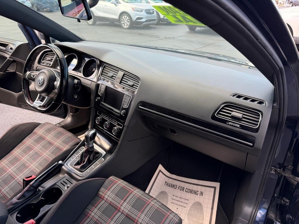 Volkswagen Golf GTI S 6A 4-Door 2017
