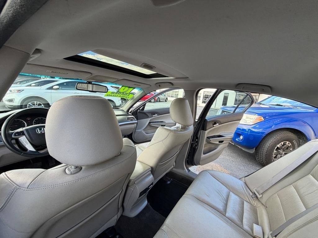 Honda Accord EX-L Sedan AT 2010