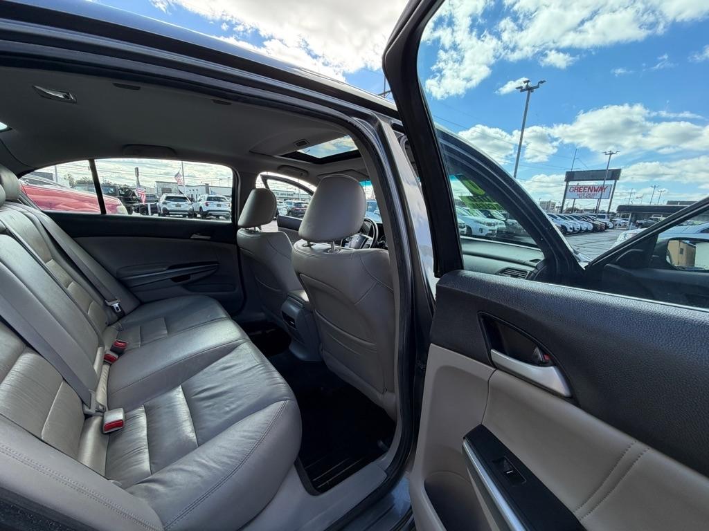 Honda Accord EX-L Sedan AT 2010