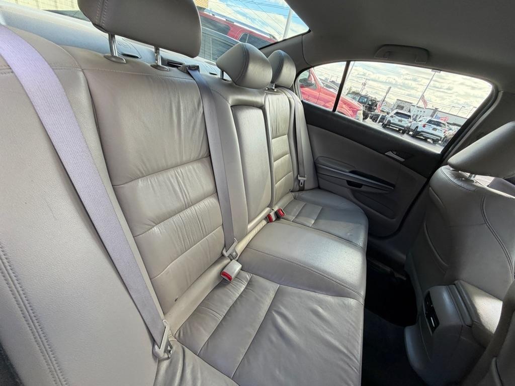 Honda Accord EX-L Sedan AT 2010