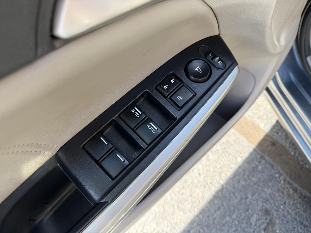 Honda Accord EX-L Sedan AT 2010