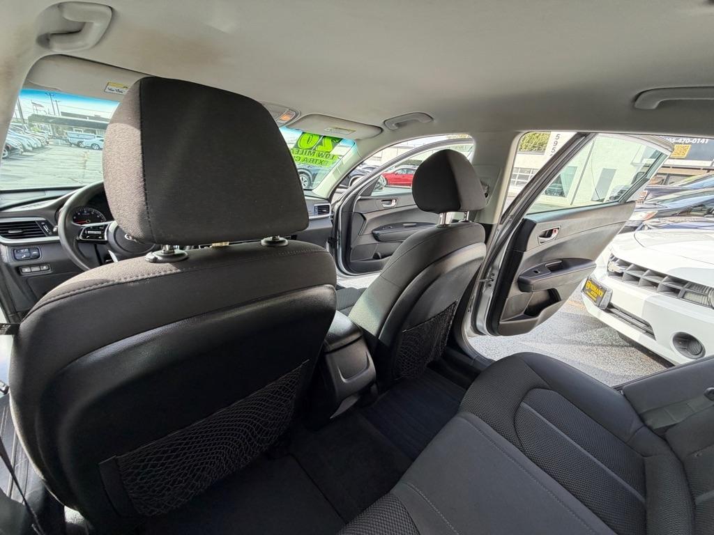 Kia Optima LX 2020