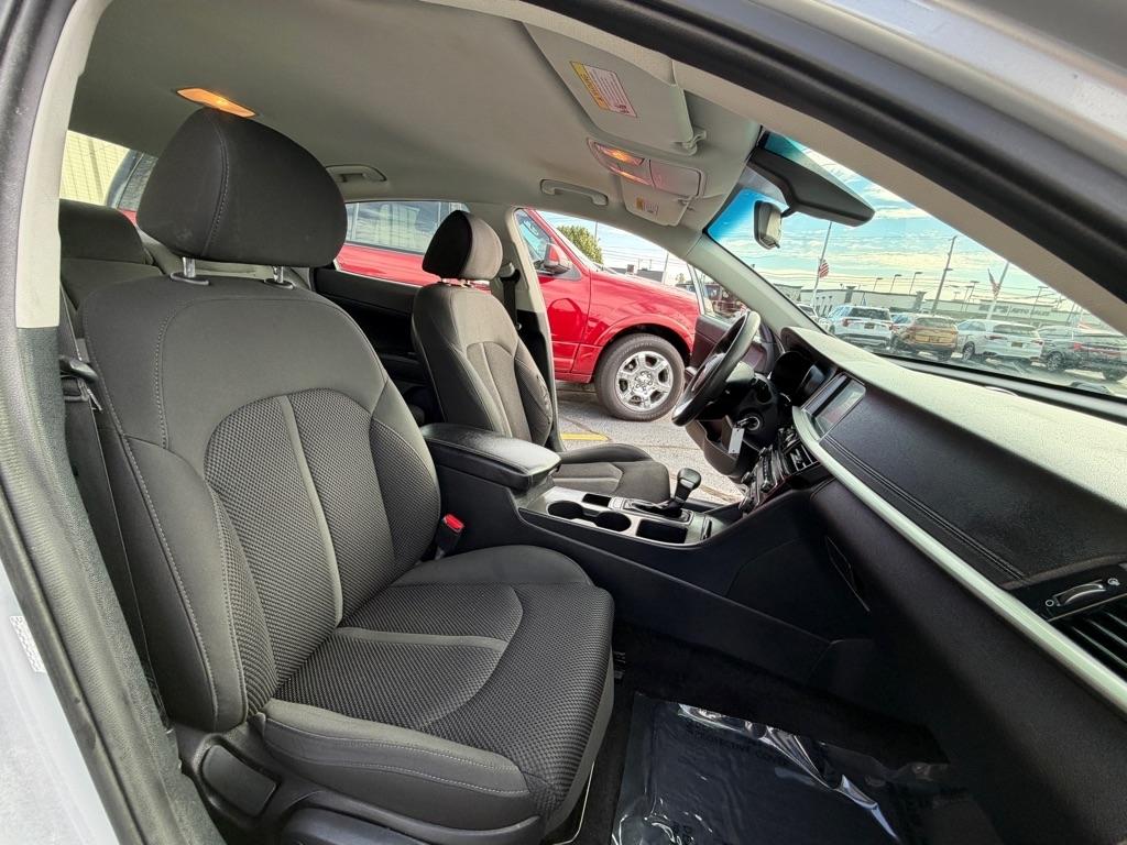 Kia Optima LX 2020