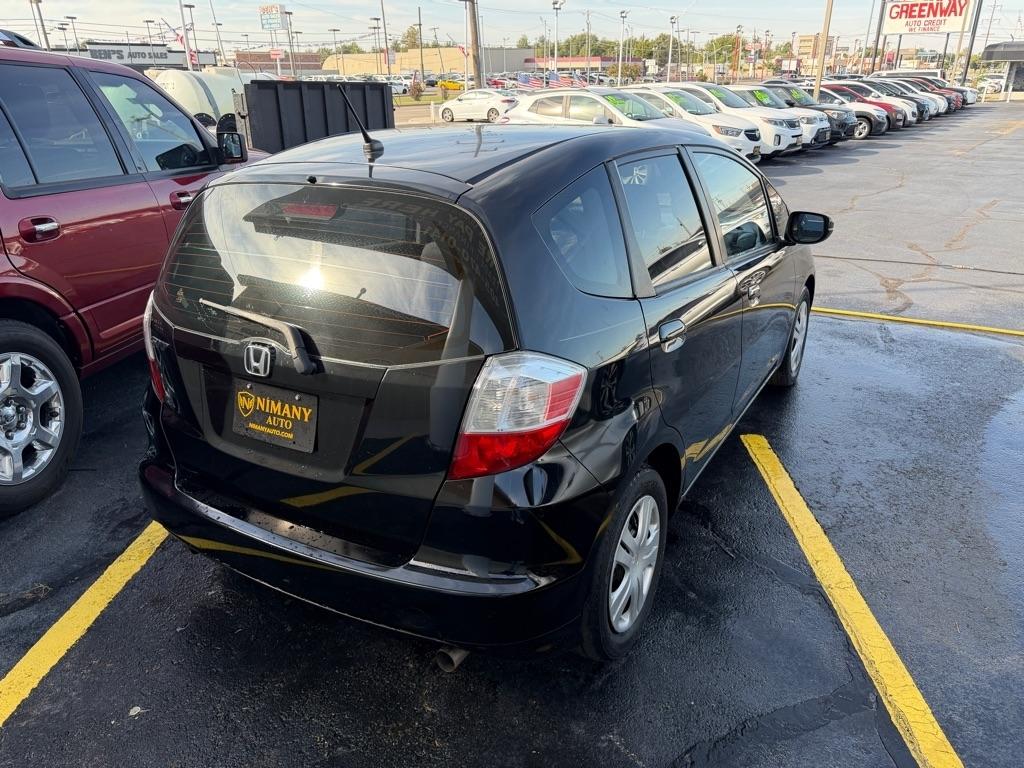 Honda Fit 5-Speed AT 2011