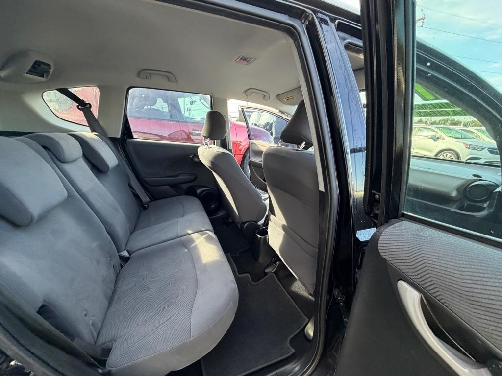 Honda Fit 5-Speed AT 2011
