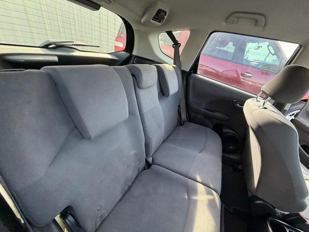 Honda Fit 5-Speed AT 2011