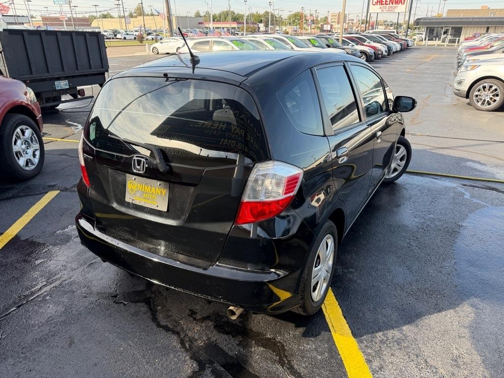 Honda Fit 5-Speed AT 2011
