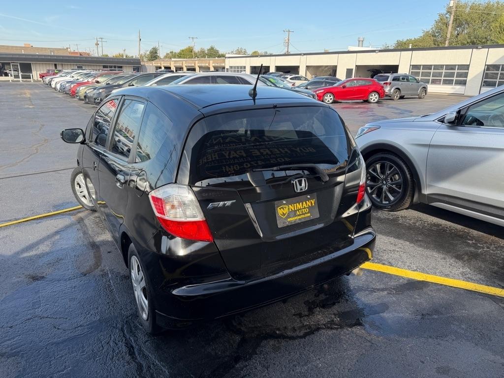 Honda Fit 5-Speed AT 2011