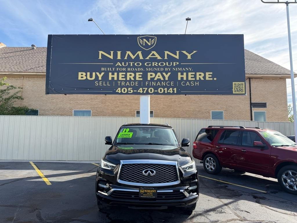 Infiniti QX80 LUXE 2019