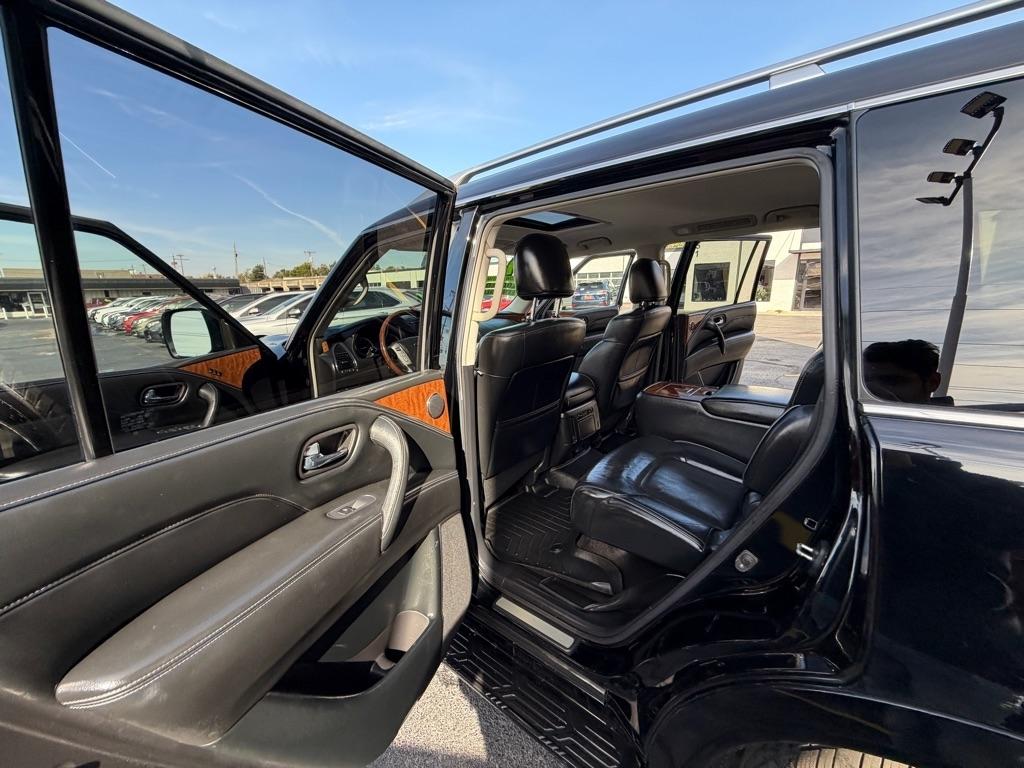 Infiniti QX80 LUXE 2019